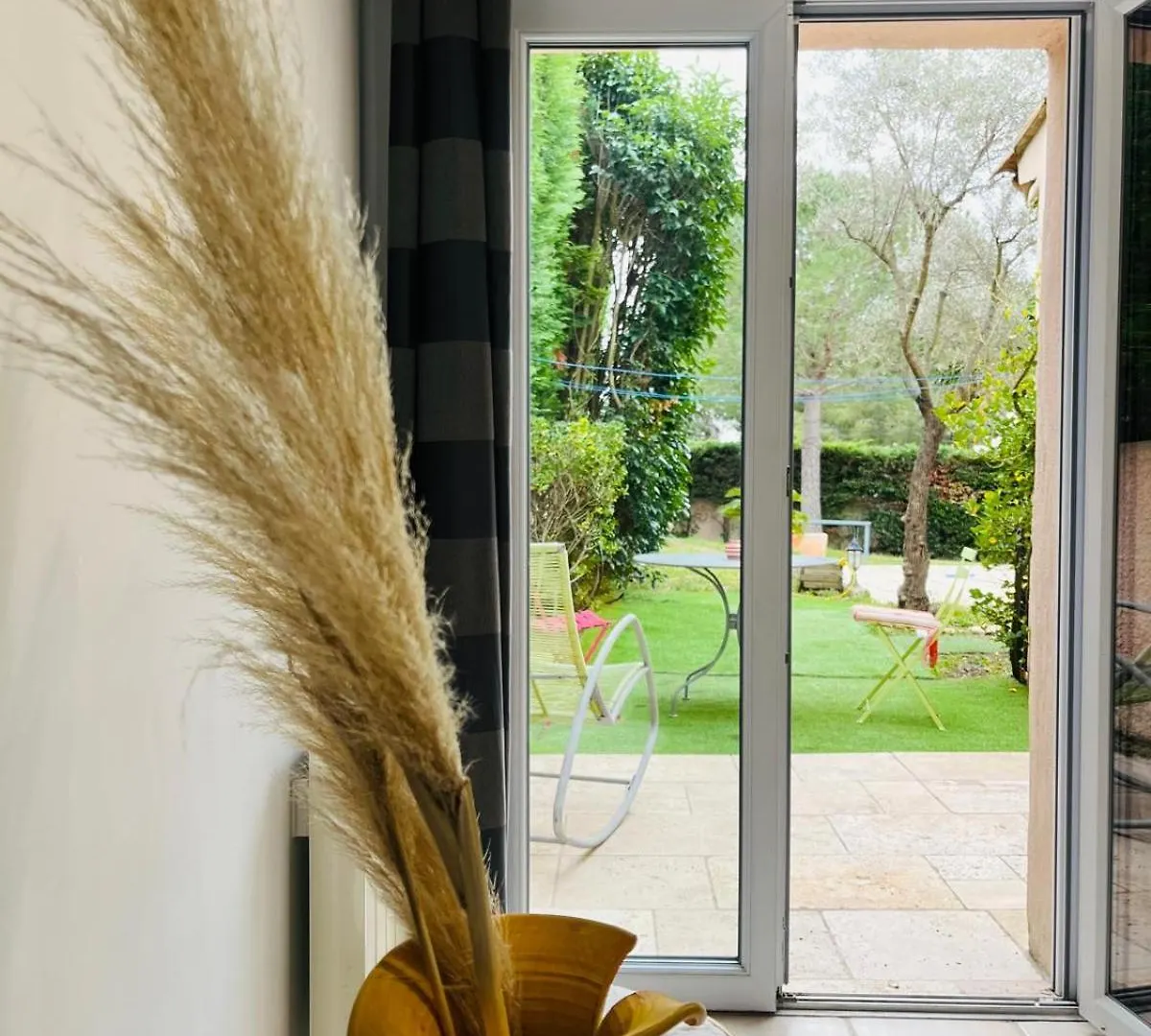 Caza Bodo Bed & Breakfast Sausset-les-Pins